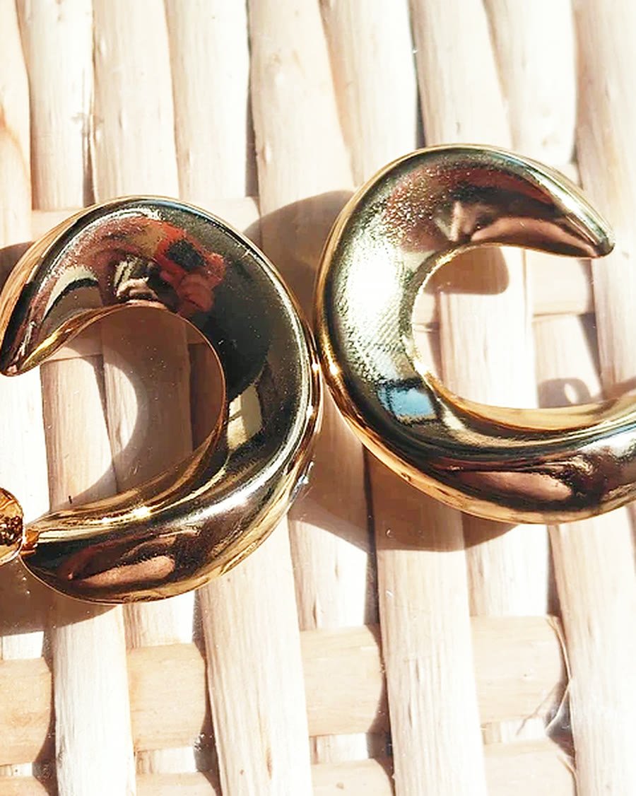 Aros chunky en forma de gota, dorados